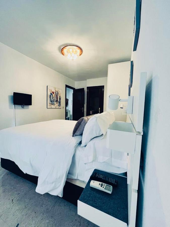 Otonell Centro Apartment Malaga Bagian luar foto